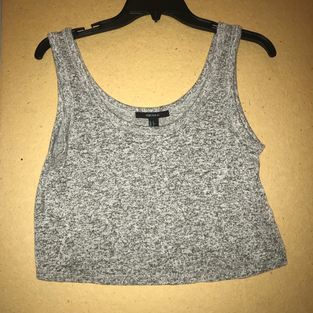 gray crop top
